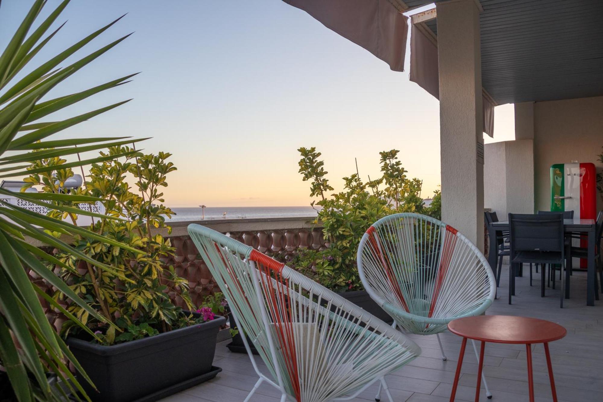 Апартаменты The White Heart House - Attic Sea View Лос Кристианос Экстерьер фото