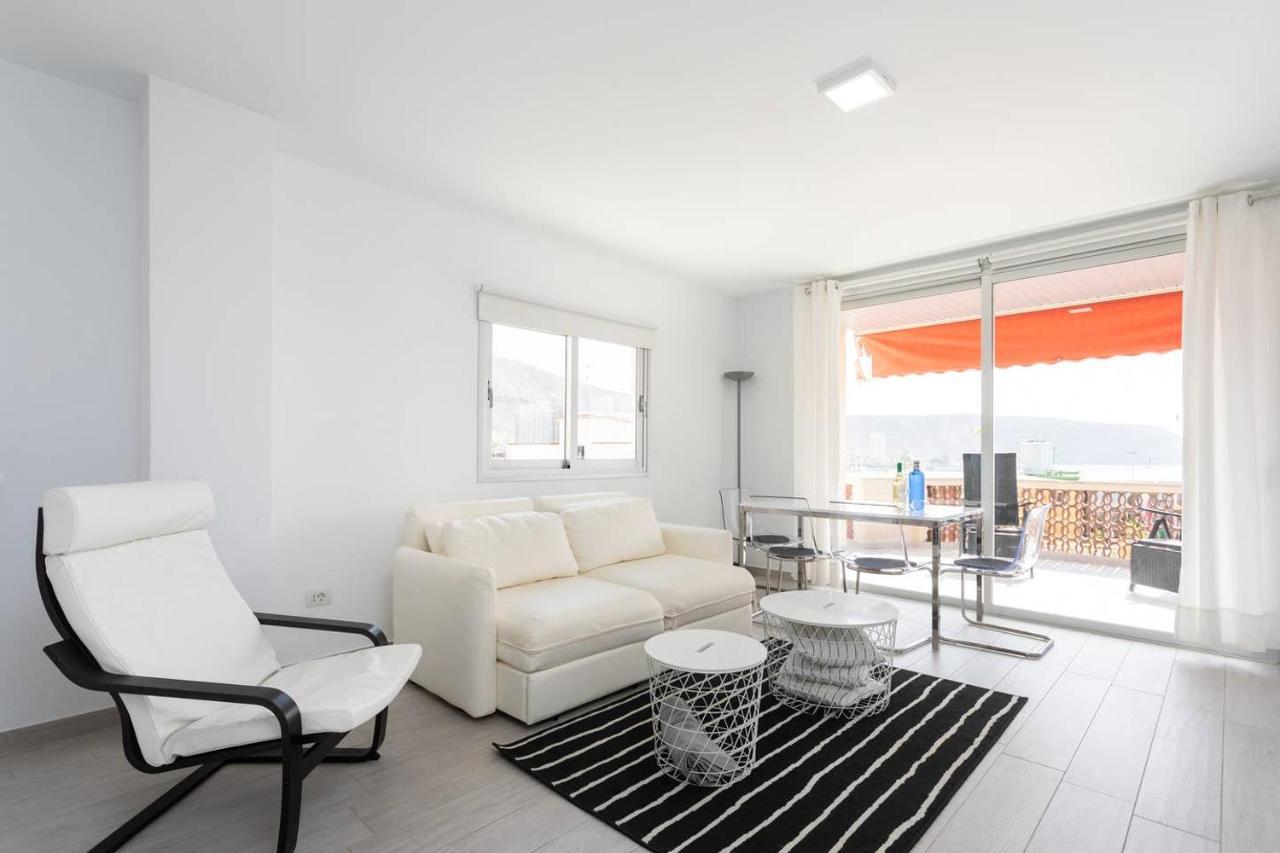 Апартаменты The White Heart House - Attic Sea View Лос Кристианос Экстерьер фото